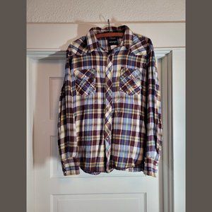 XL Long Sleeve Button-up Shirt - Wrangler - Plaid